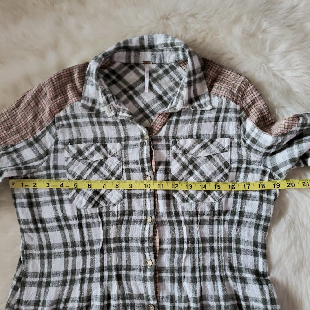 Free People Catch Up with Me Plaid Flannel Button-Down Shirt Size Small - Picture 14 of 16